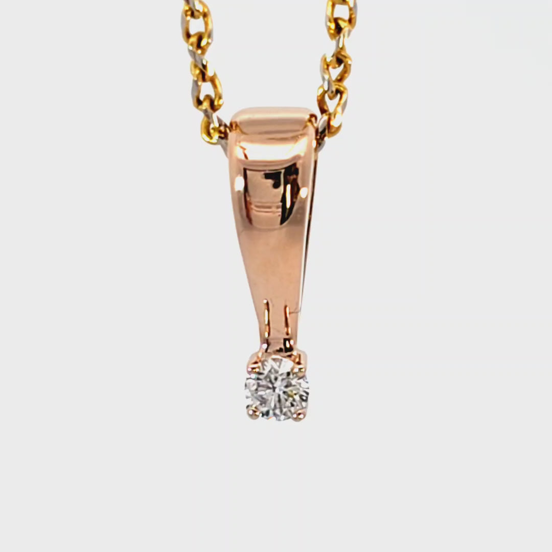 Modernus pakabukas su deimantu kasdienai ir progoms – ADORO juvelyrika