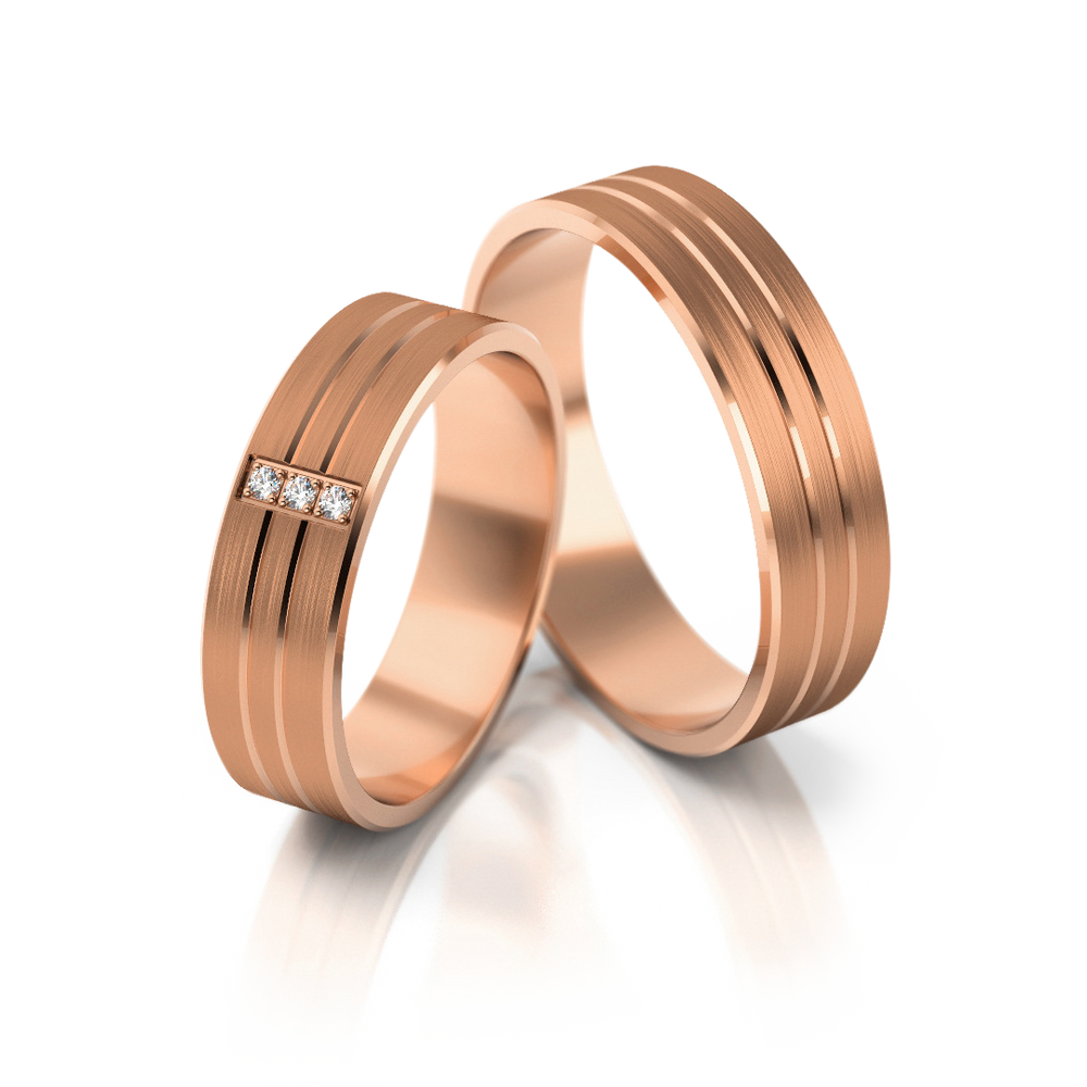 
                  
                    Vestuviniai žiedai geltono aukso su deimantais, 5.3 mm pločio
                  
                