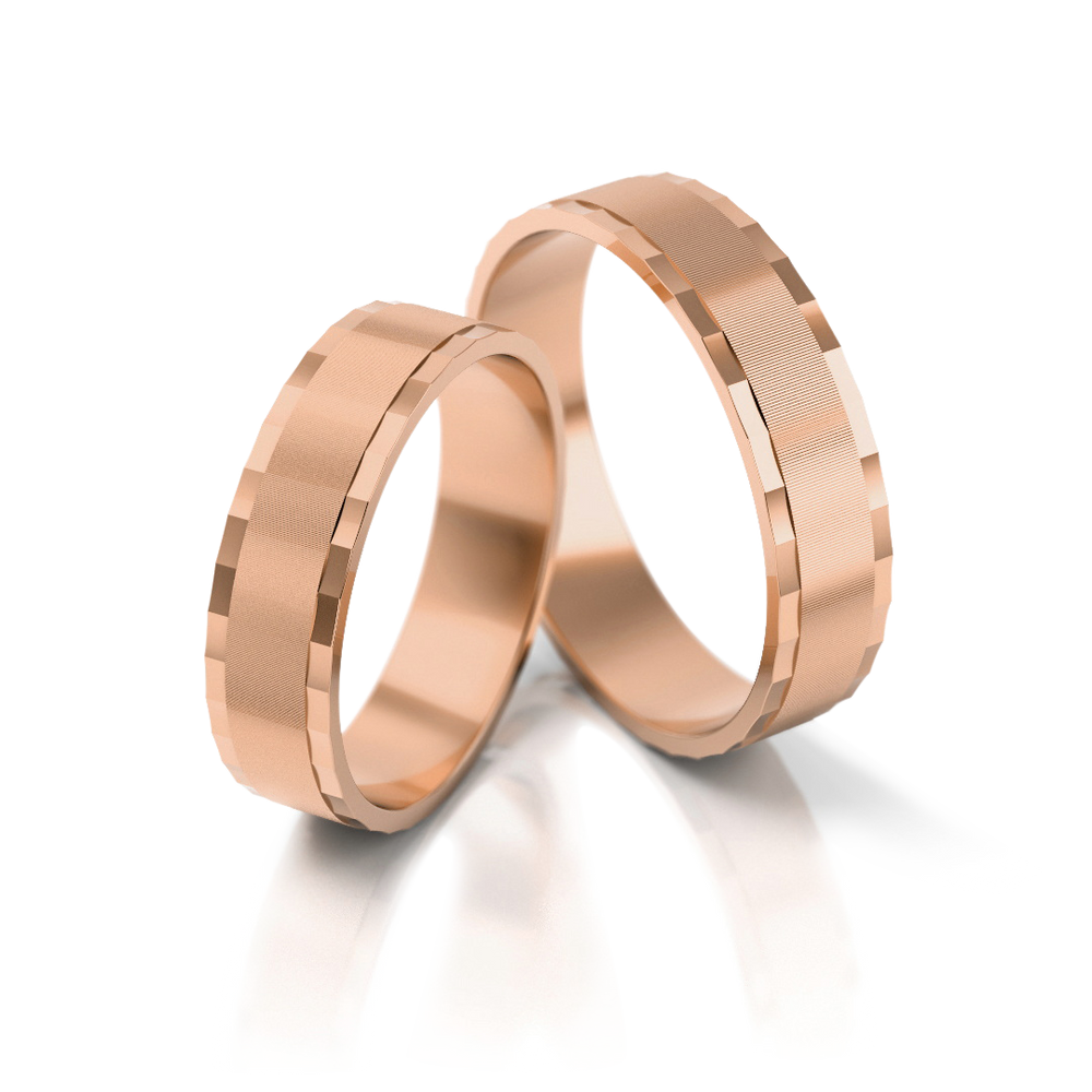 
                  
                    Klasikiniai vestuviniai žiedai su briaunuotu kraštu (5 mm)
                  
                