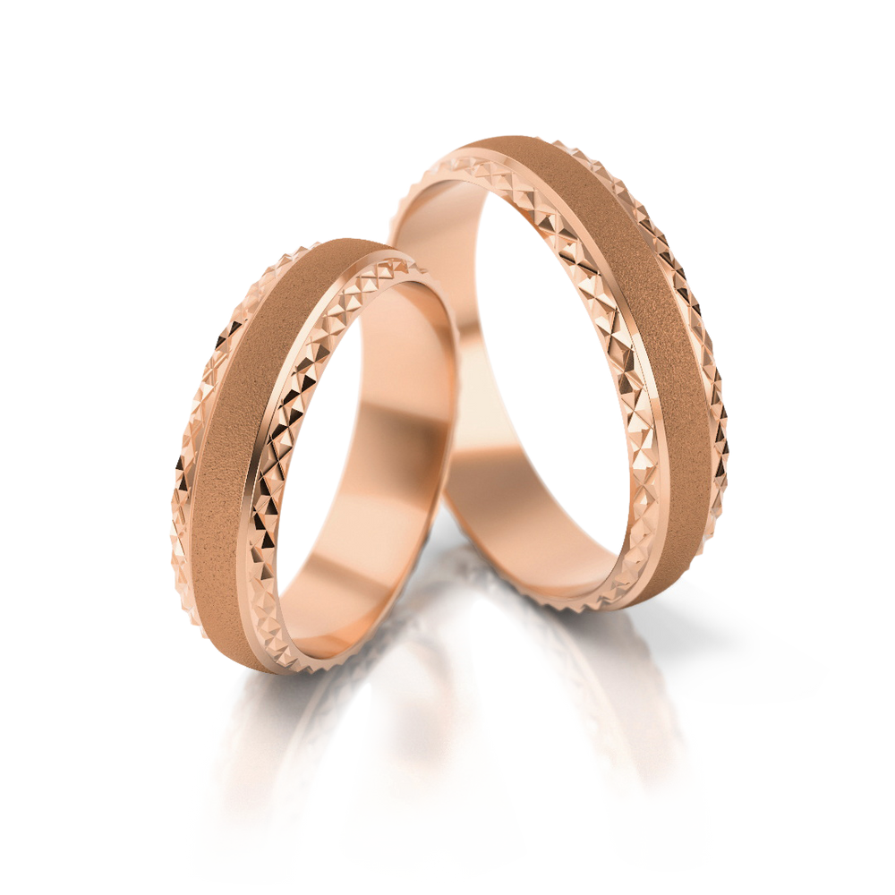 
                  
                    Vestuviniai žiedai su deimantinio rašto briaunomis (5 mm)
                  
                