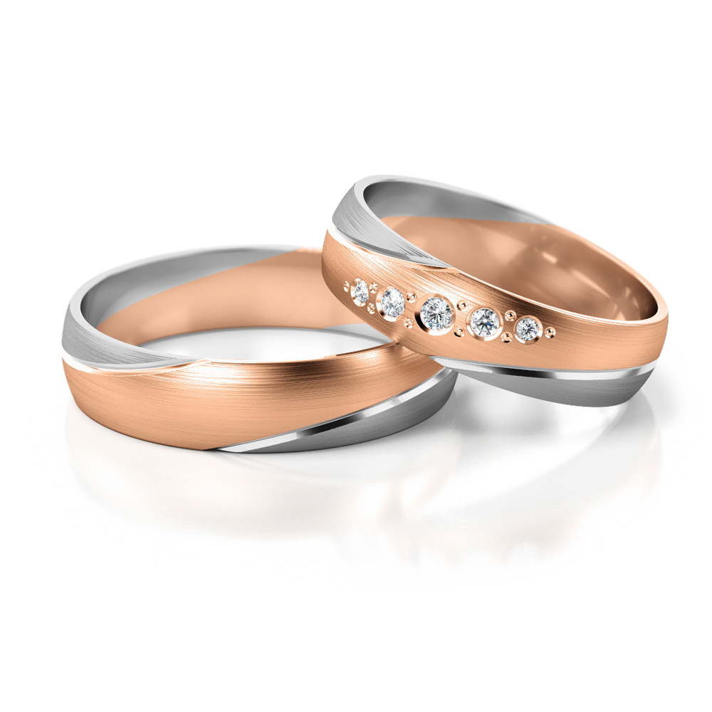 
                  
                    Dviejų spalvų vestuviniai žiedai su 0.07 ct deimantais (5 mm)
                  
                