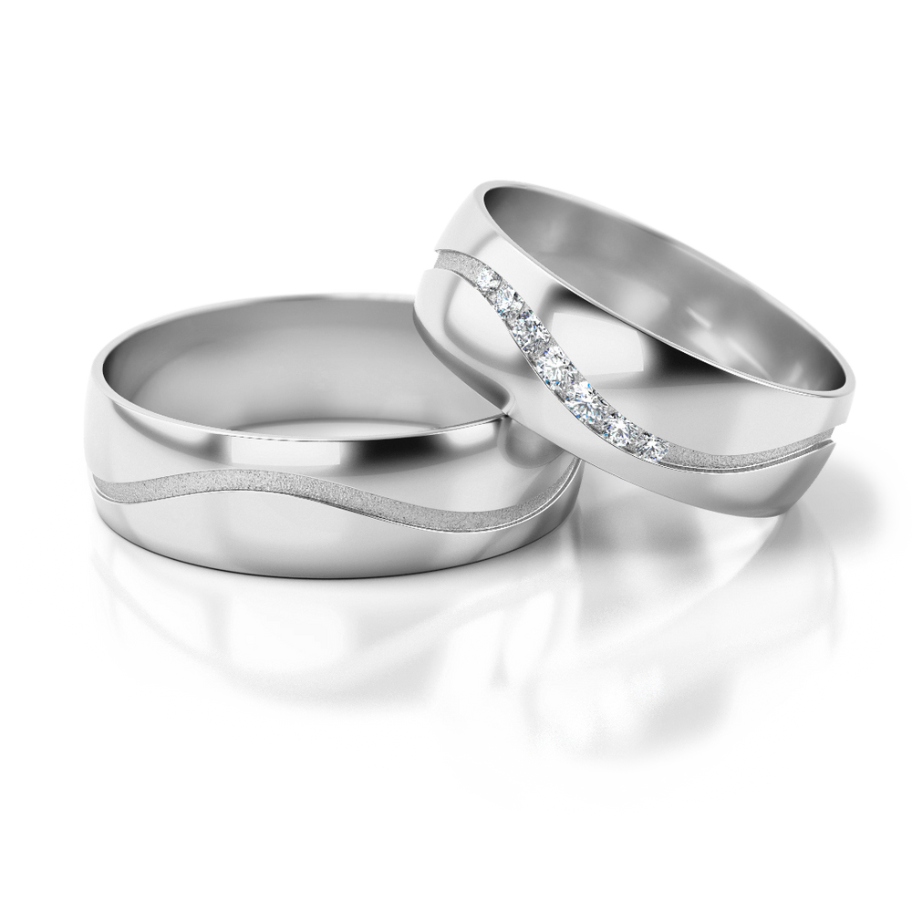 
                  
                    Dviejų spalvų vestuviniai žiedai su 0.085 ct deimantais (5 mm)
                  
                