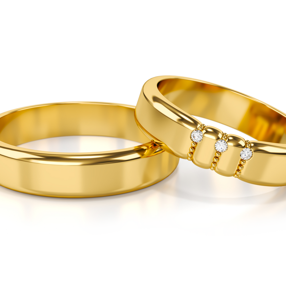 Vestuviniai žiedai – geltonas auksas su trimis deimantais, 4.5 mm pločio