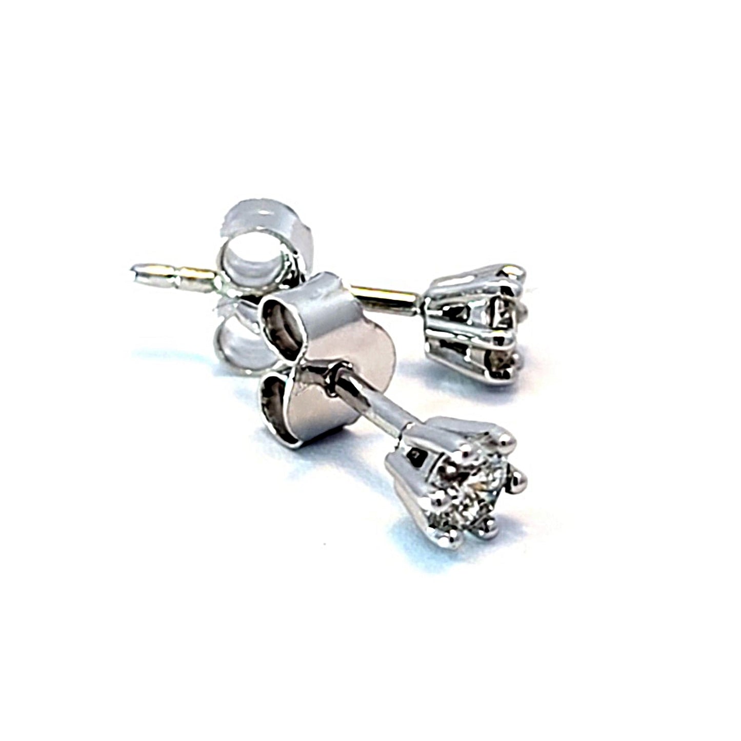 Elegantiški 0.32 ct briliantų auskarai iš 585 prabos aukso