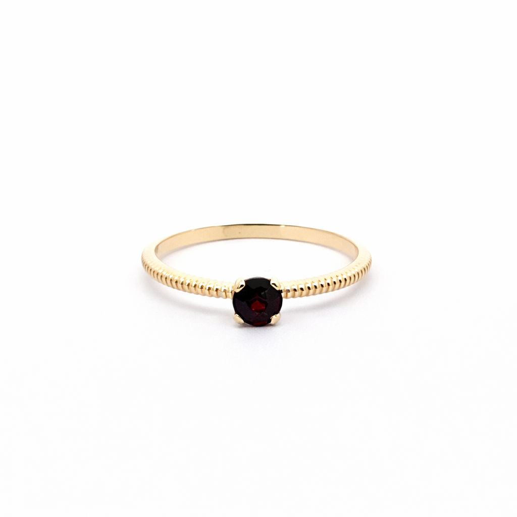 Minimalistinis auksinis žiedas su natūraliu granatu, 1,29 g, ADORO juvelyrika