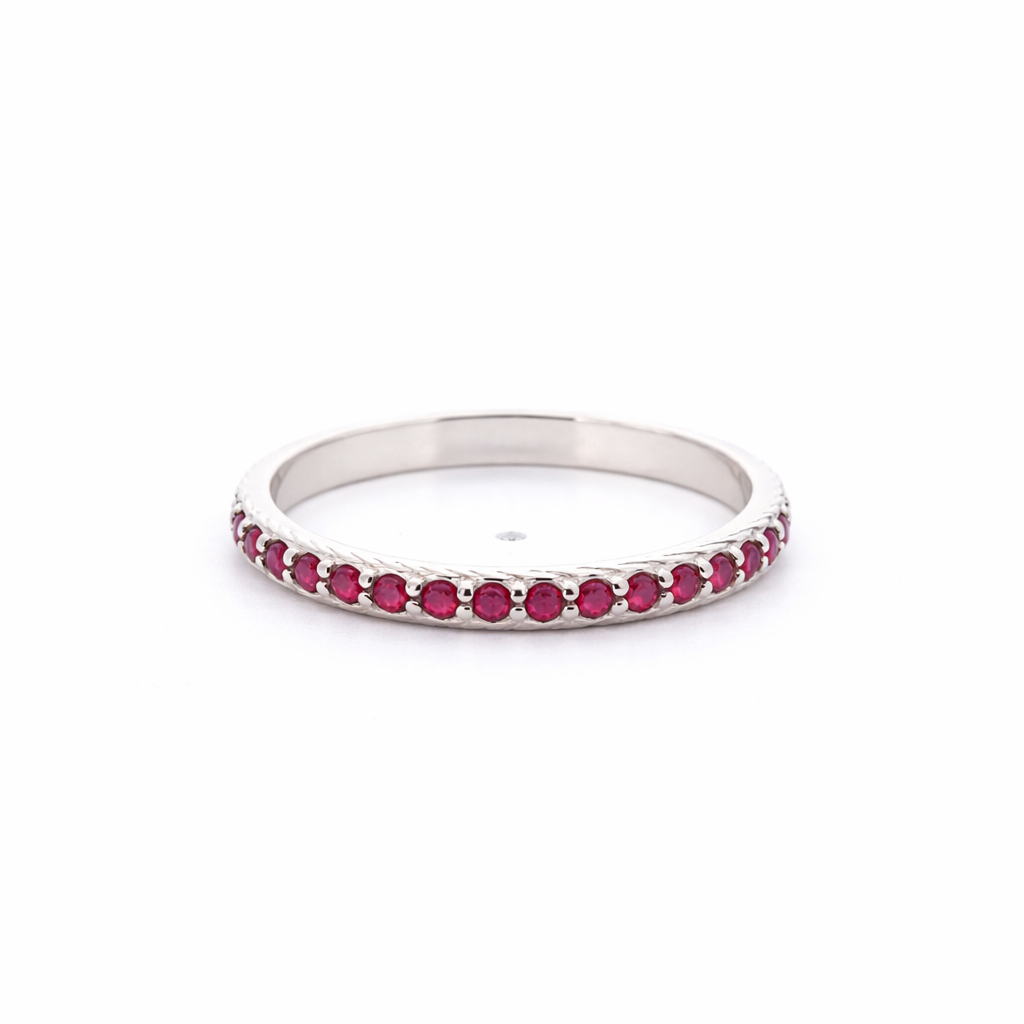 Minimalistinis balto aukso žiedas su raudonais natūraliais rubinais, ADORO juvelyrika