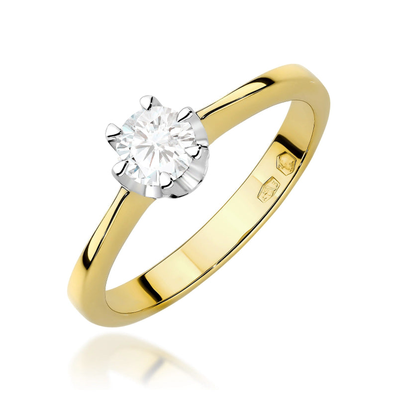 Auksinis sužadėtuvių žiedas su 0.3 ct Lab Grown deimantu – tai subtili prabanga ir elegancija viename.

💎 Kodėl verta rinktis?
✔️ Deimantas: 0.3 ct (Lab Grown) – spindintis, etiškas ir draugiškas aplinkai.
✔️ Auksas: Baltas, geltonas arba rožinis – rinkitės pagal savo asmeninį stilių.
✔️ Dizainas: Klasikinis soliteris, halo ar modernūs akcentai – viskas priklauso nuo jūsų pageidavimų.

Šis žiedas puikiai tiks tiems, kurie nori elegantiško ir išskirtinio papuošalo be kompromisų kokybei. 