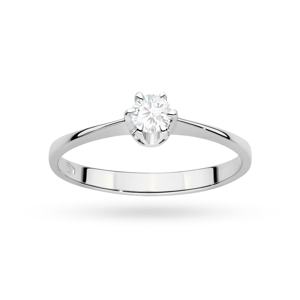 
                  
                    Auksinis sužadėtuvių žiedas su 0.2 ct Lab Grown deimantu – subtilus ir elegantiškas pasirinkimas!

💎 Žiedo ypatybės:
✔️ Deimantas: 0.2 ct (Lab Grown) – etiškas, tvarus ir toks pat spindintis kaip natūralus deimantas.
✔️ Auksas: Baltas, geltonas arba rožinis – galite pasirinkti pagal savo skonį.
✔️ Dizainas: Klasikinis soliteris ar su papildomais akmenukais – priklauso nuo jūsų stiliaus.

Tai puikus pasirinkimas tiems, kurie vertina minimalistinį grožį ir kokybę. 
                  
                
