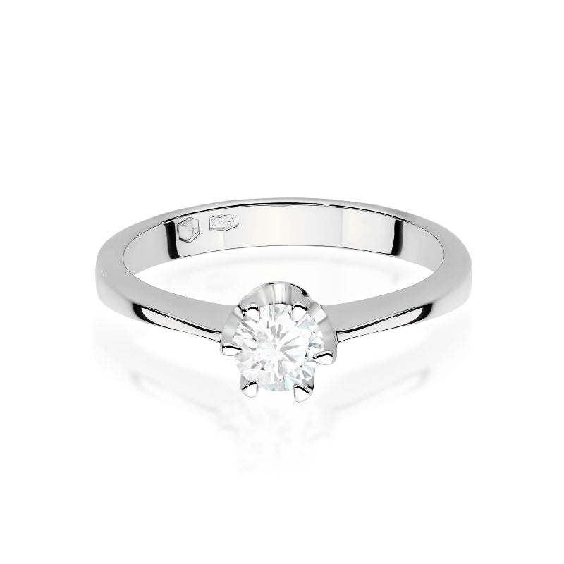 Auksinis sužadėtuvių žiedas su 0.3 ct Lab Grown deimantu – tai subtili prabanga ir elegancija viename.

💎 Kodėl verta rinktis?
✔️ Deimantas: 0.3 ct (Lab Grown) – spindintis, etiškas ir draugiškas aplinkai.
✔️ Auksas: Baltas, geltonas arba rožinis – rinkitės pagal savo asmeninį stilių.
✔️ Dizainas: Klasikinis soliteris, halo ar modernūs akcentai – viskas priklauso nuo jūsų pageidavimų.

Šis žiedas puikiai tiks tiems, kurie nori elegantiško ir išskirtinio papuošalo be kompromisų kokybei. 