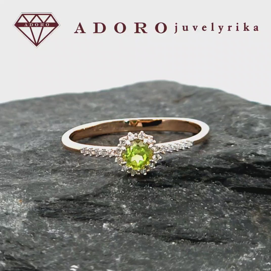 Raudono aukso žiedas su natūraliu olivinu ir briliantais, 585 praba, ADORO juvelyrika