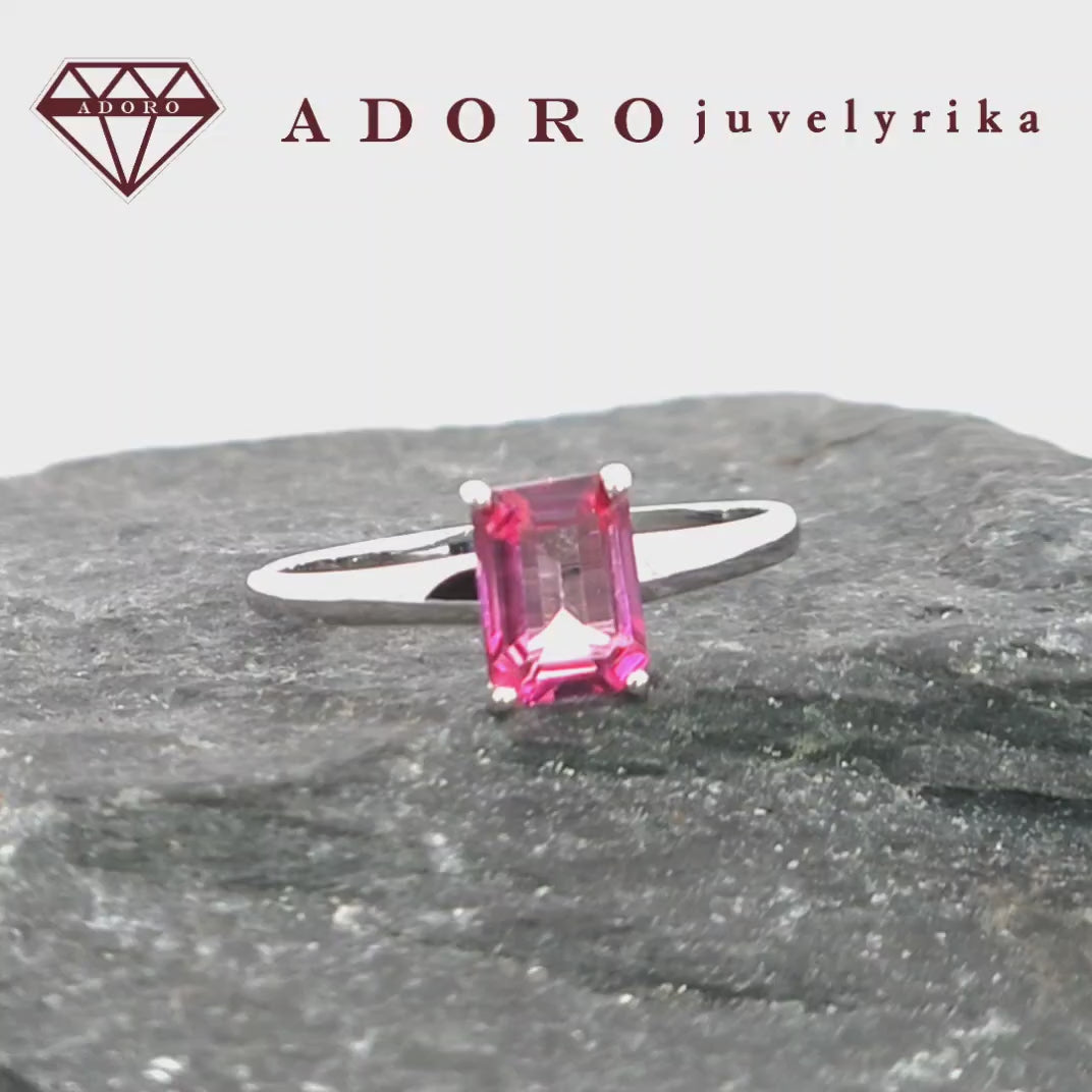 585 balto aukso žiedas su rožiniu topazu emerald cut