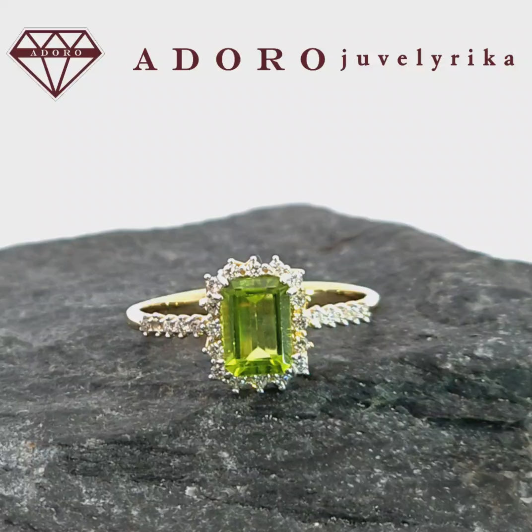 Geltono aukso žiedas su natūraliu olivinu ir briliantų apdaila – ADORO juvelyrika