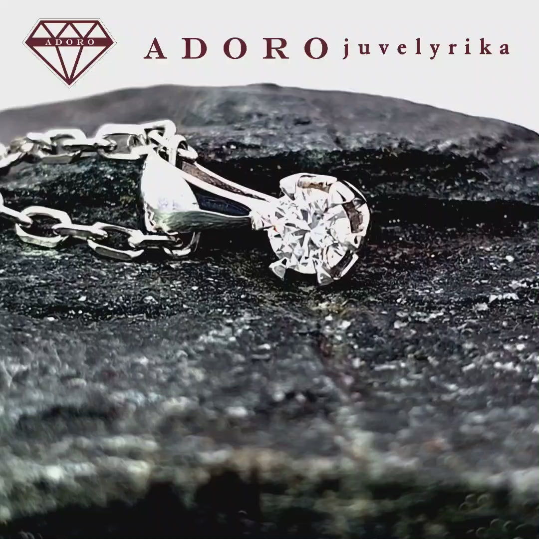 Balto aukso pakabukas su 0.52 ct laboratoriniu briliantu | ADORO juvelyrika