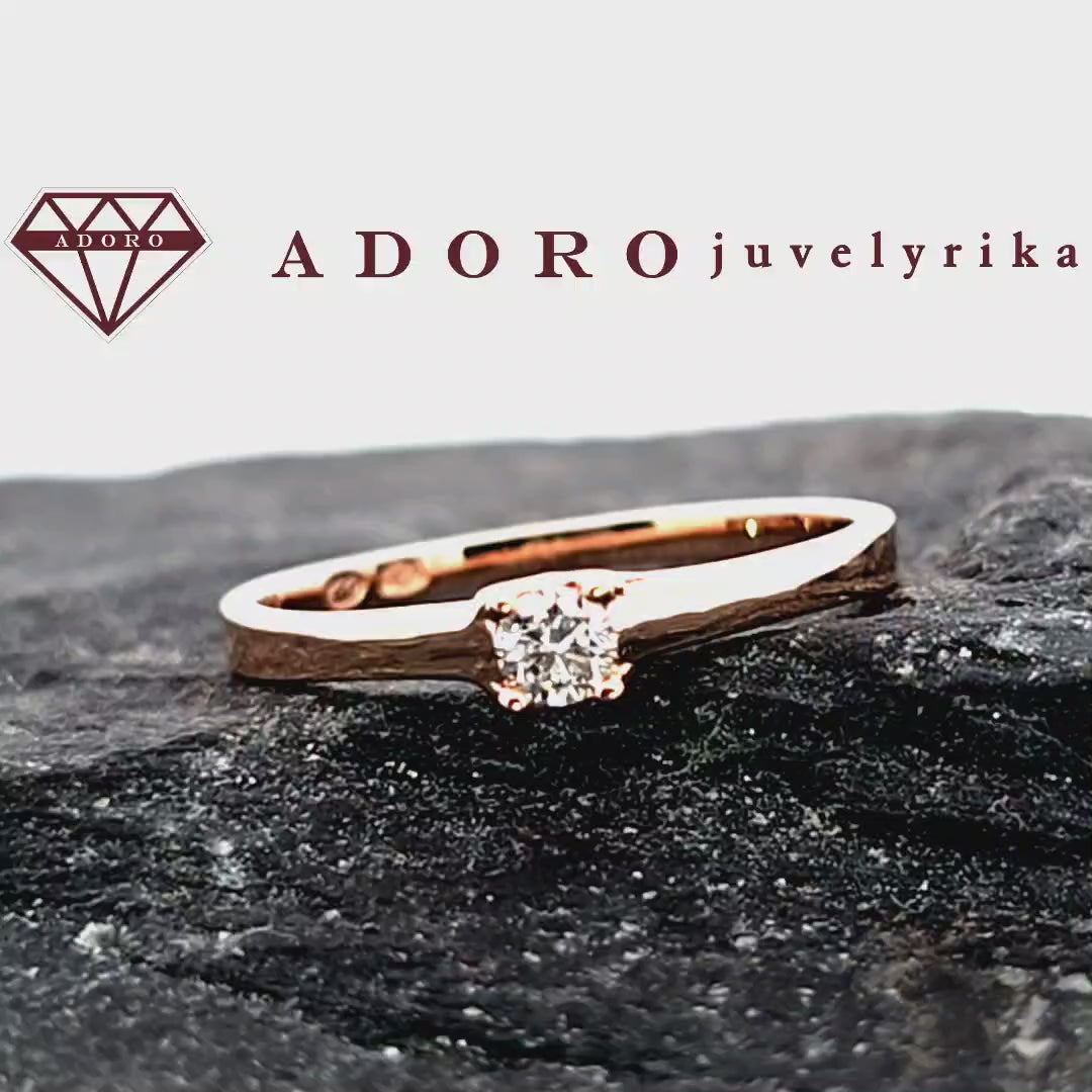 Rožinio aukso sužadėtuvių žiedas su 0.12 ct deimantu – ADORO juvelyrika