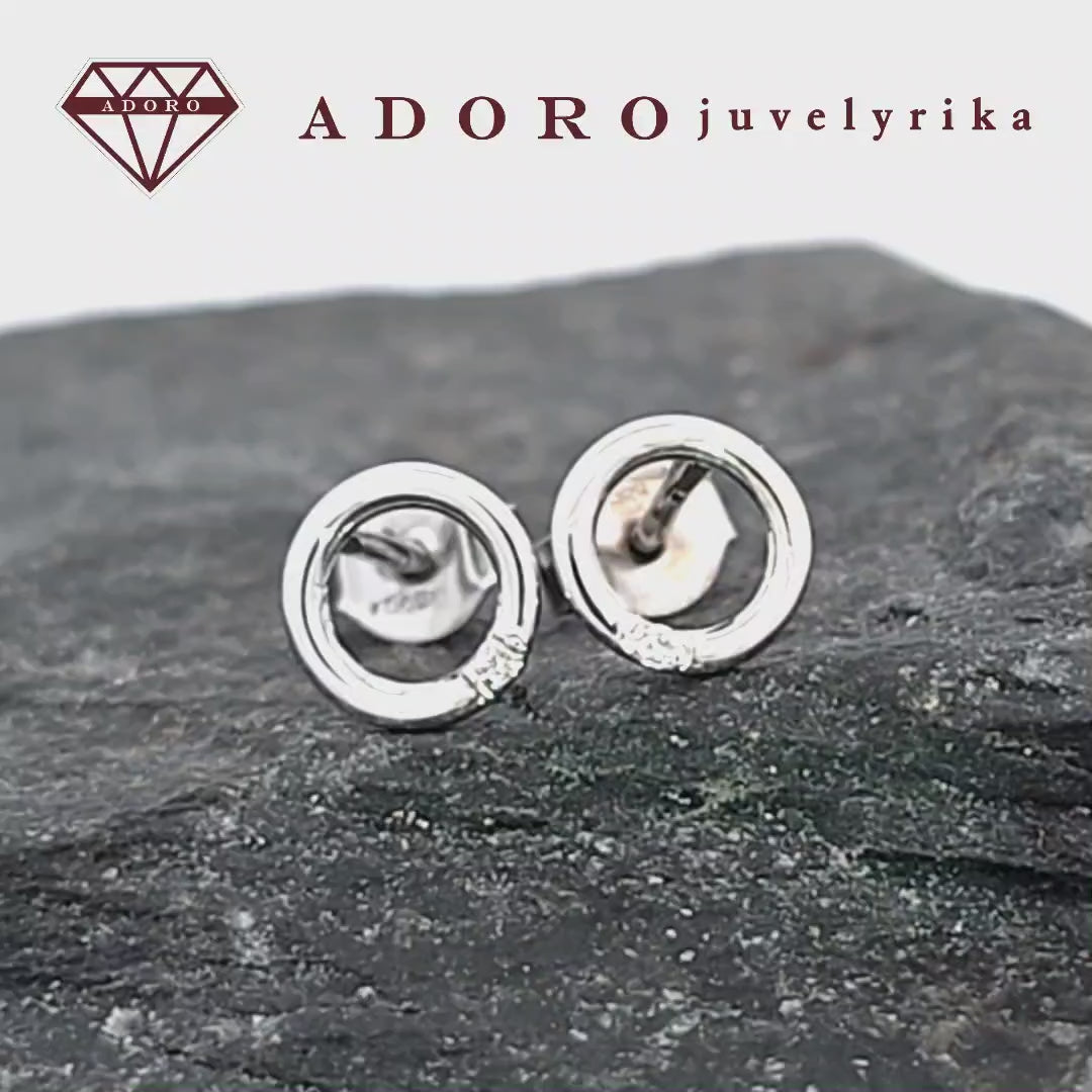 Baltos aukso auskarai su deimantais, 7 mm — ADORO juvelyrika