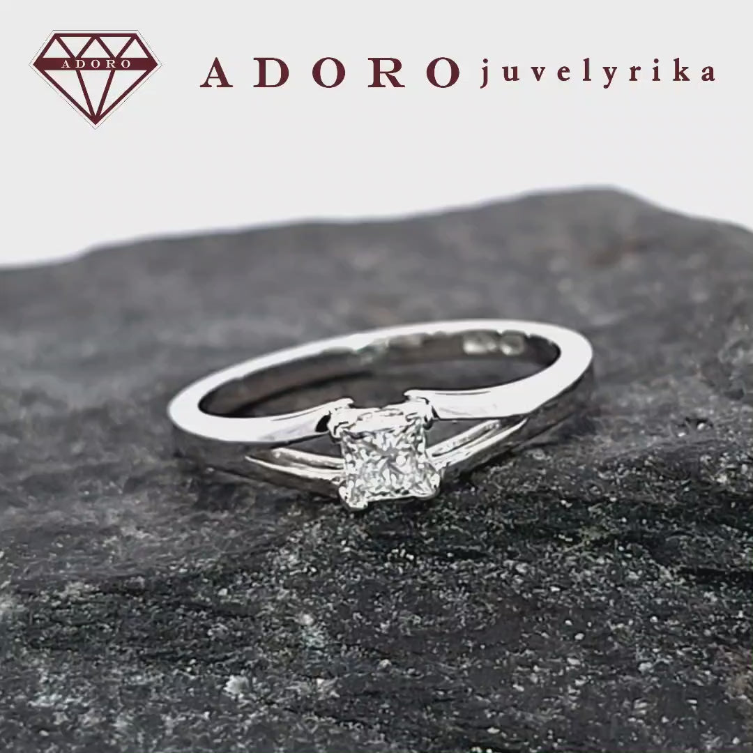 585 prabos baltas auksas su laboratoriniu briliantu VS2 F – ADORO