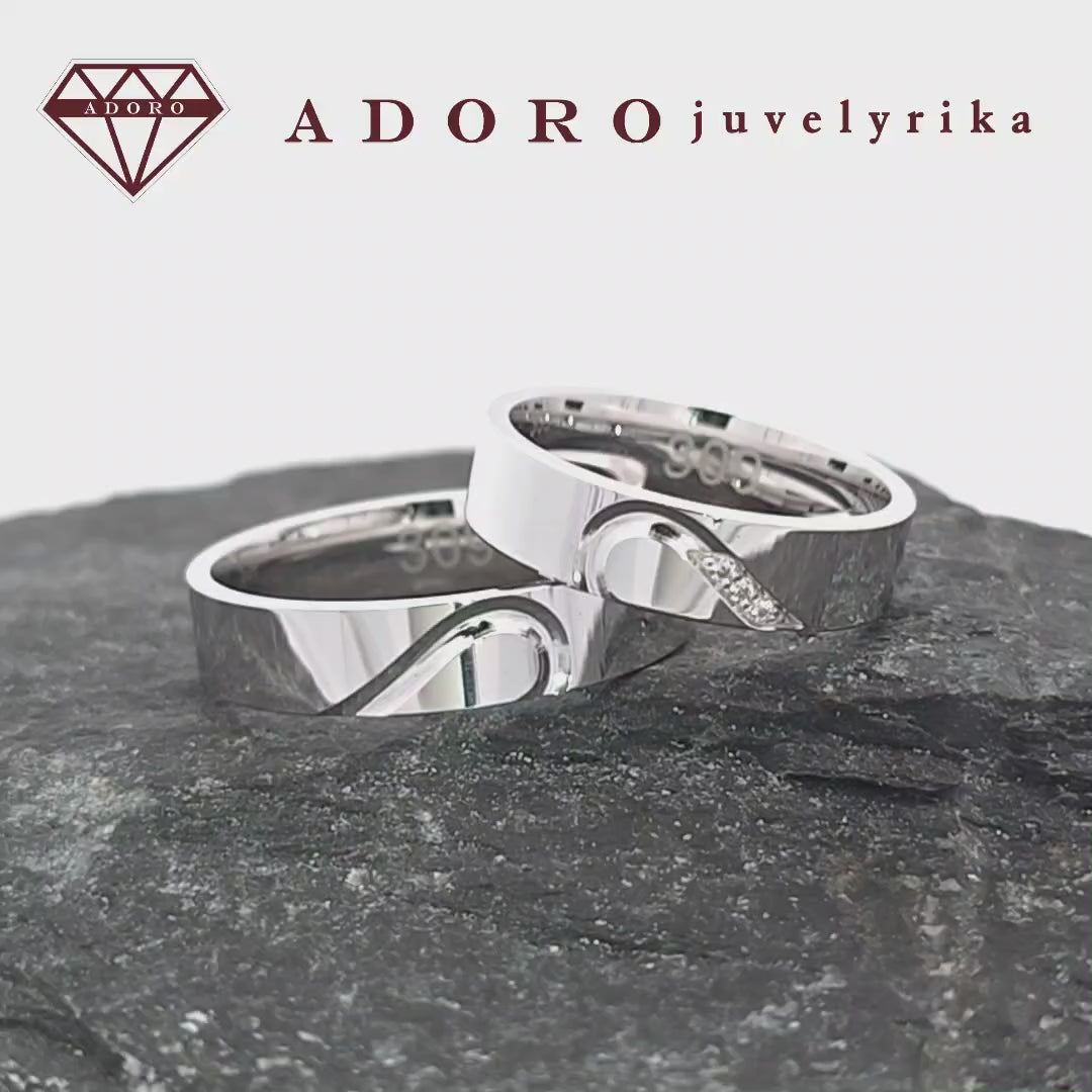 Balto aukso vestuviniai žiedai su širdies motyvu ir deimantais – ADORO juvelyrika
