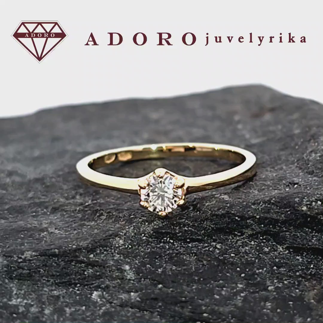Geltono aukso žiedas su laboratoriniu briliantu – ADORO juvelyrika