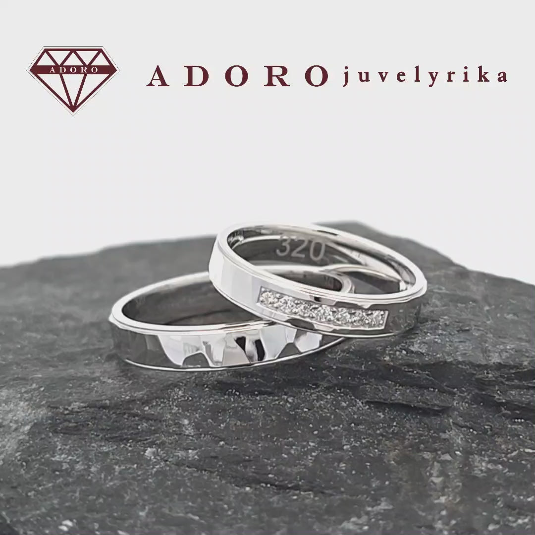 585 prabos baltas ir geltonas auksas, žiedai su 0.105 ct deimantų linija – ADORO juvelyrika