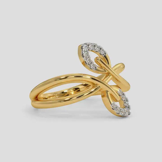 Balto ir geltono aukso žiedai su deimantais. Auksinis žiedas su deimantais. Geltono ir balto aukso žiedai su briliantais Auksiniai žiedai su briliantais Valentino dienos dovana Sužadėtuvių žiedas žiedai auksiniai žiedai moderni juvelyrika šiuolaikiška juvelyrika
